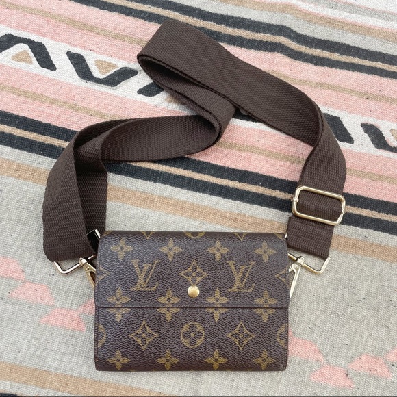 Louis Vuitton Handbags - Louis Vuitton 1997 Monogram Waist Belt Bag